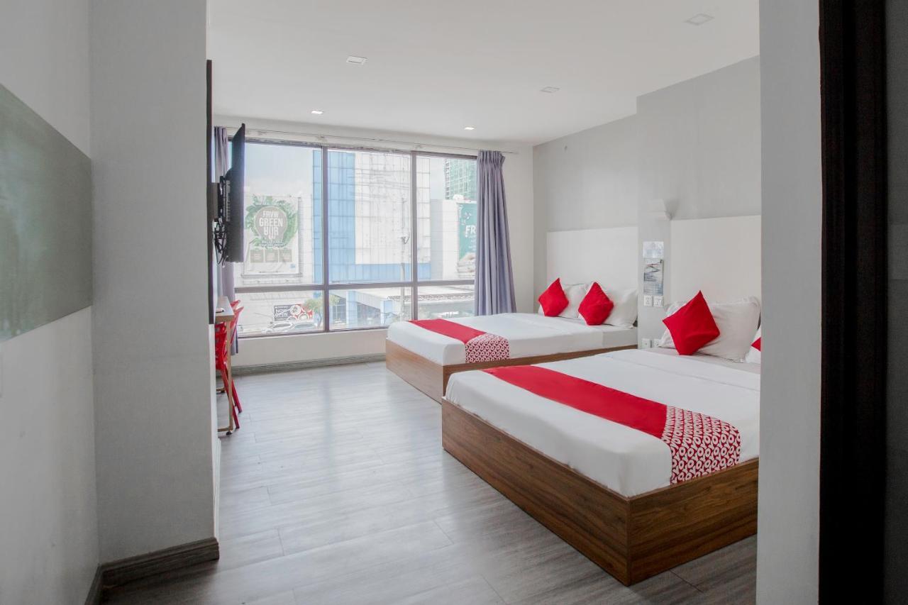 Oyo 666 Mc Hotel Fairview Quezon City Ngoại thất bức ảnh