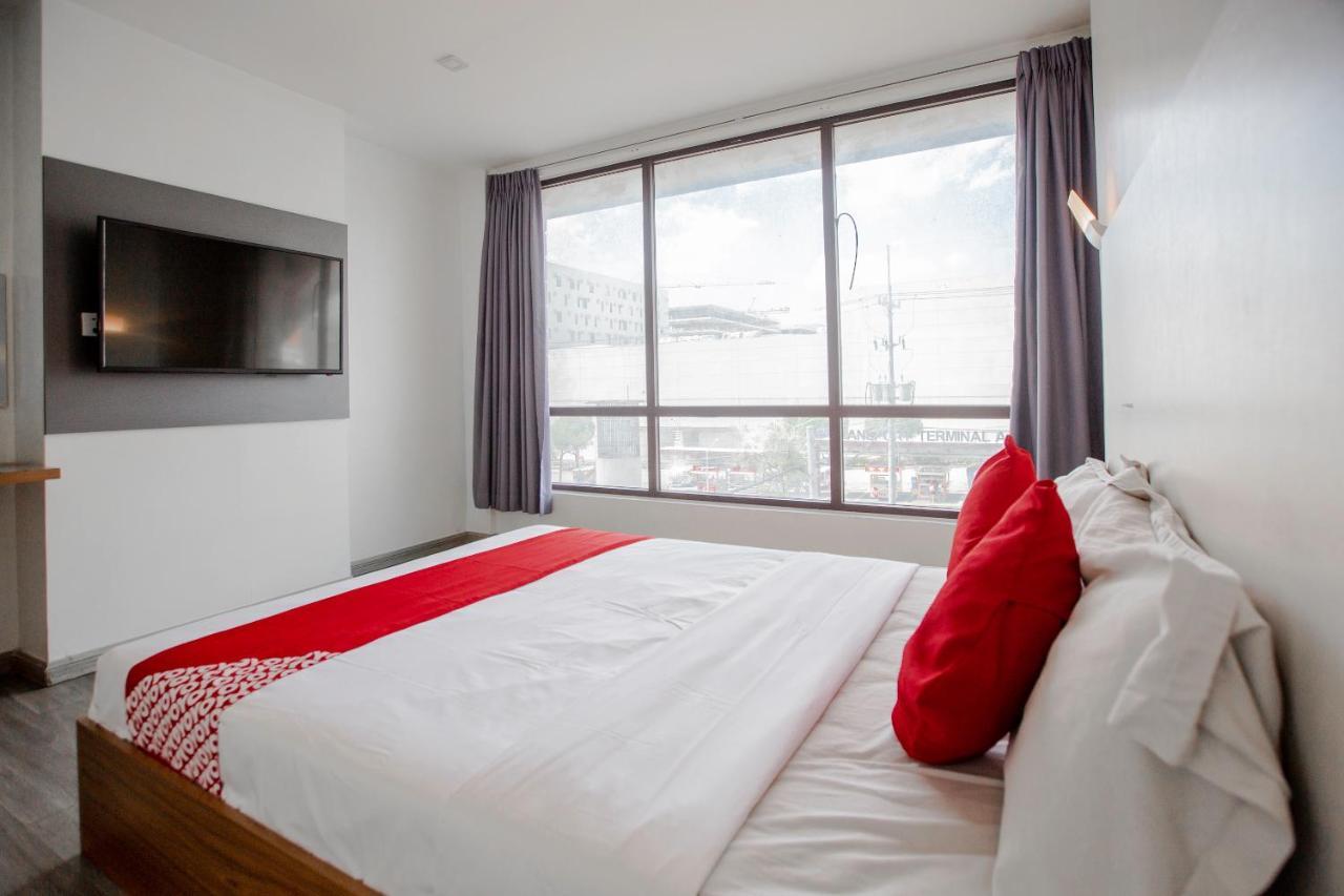 Oyo 666 Mc Hotel Fairview Quezon City Ngoại thất bức ảnh